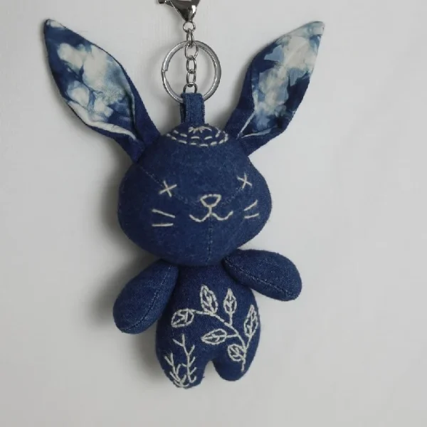 Bunny keychain | botanical dye | Chinese handicrafts -02e0d5fde99b4b79b0b5b2d8006c1ea9