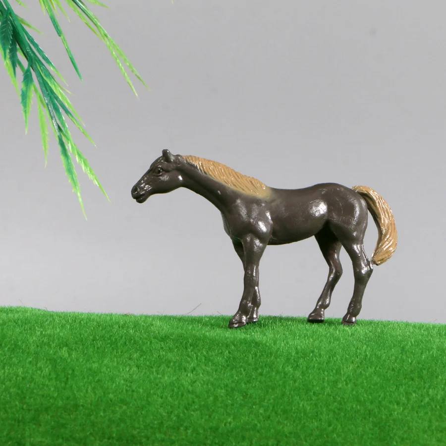 Mini simulation solid horse model 8 suit steed horse horse wild horse animal vinyl ornaments toy hand